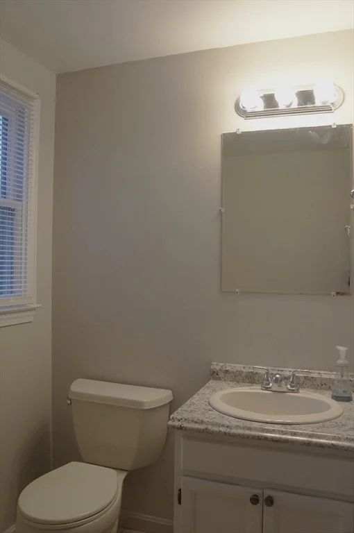 3 bed, 1 bath apartment for rent at 567 Mendon Rd Unit 1, Attleboro — photo 7 of 16