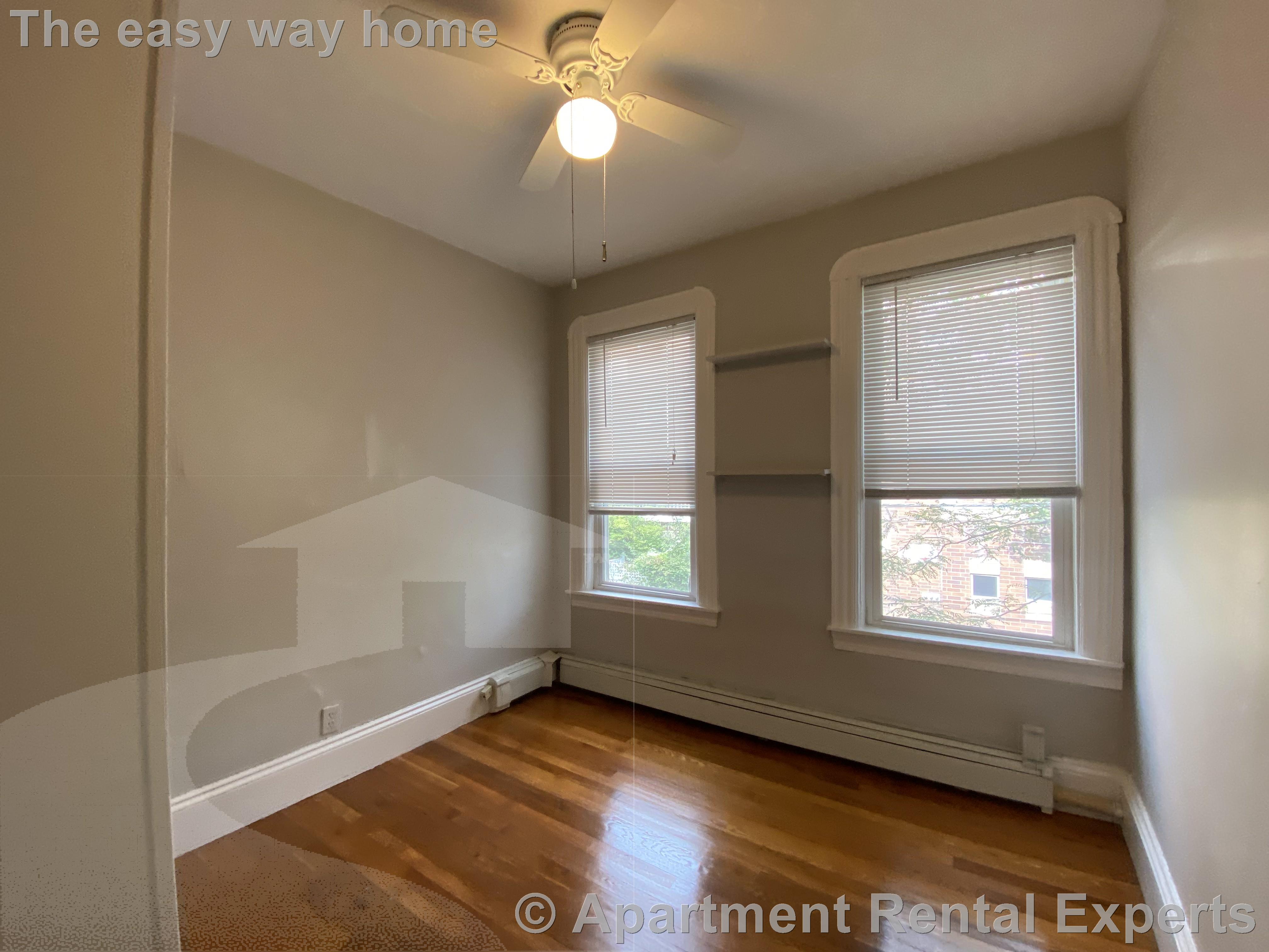 1 bed, 1 bath apartment for rent at 568 Green St Unit 2, Central Square — photo 10 of 13