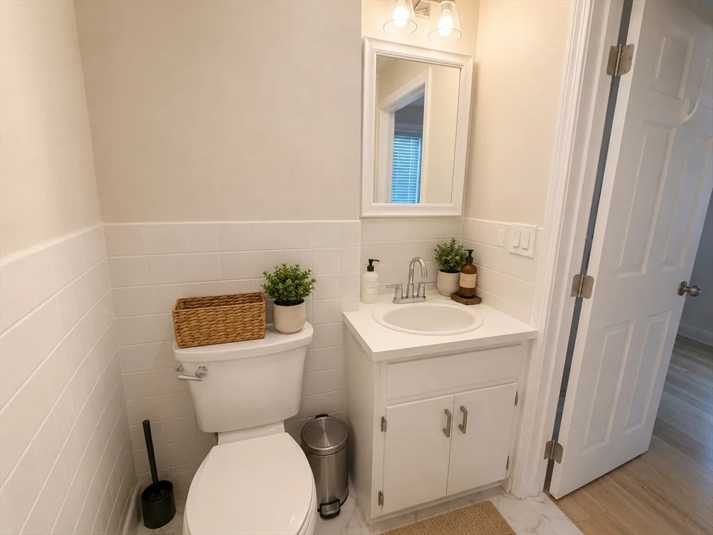 1 bed, 1 bath apartment for rent at 568 Main St Unit 1, Woburn — photo 10 of 11