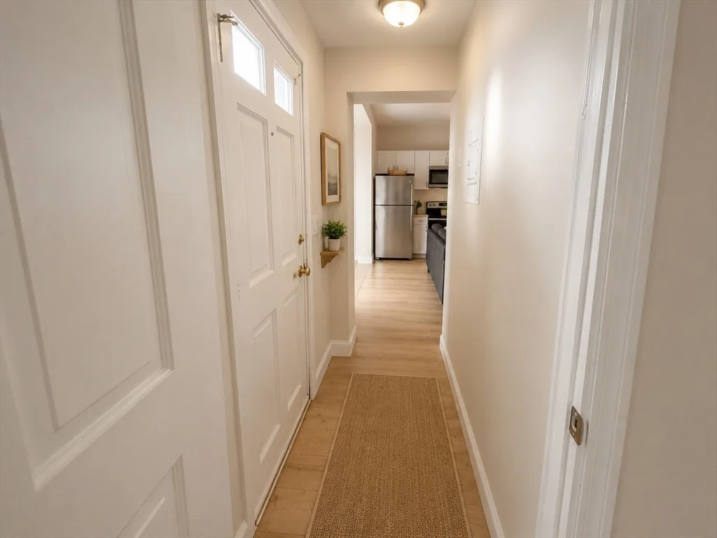 1 bed, 1 bath apartment for rent at 568 Main St Unit 1, Woburn — photo 6 of 11