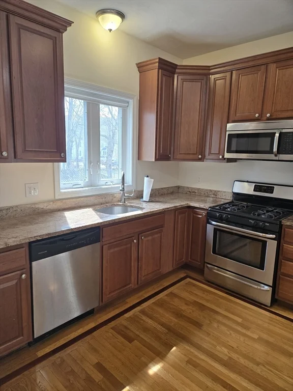 3 bed, 2 bath apartment for rent at 569 Adams Unit 1, East Milton — photo 7 of 31
