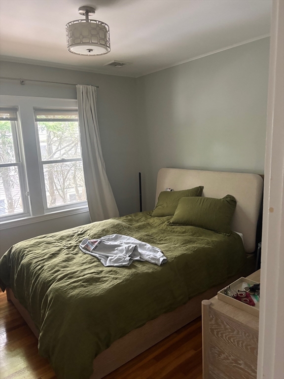 3 bed, 1 bath apartment for rent at 569 Commonwealth Ave Unit 2, Newton — photo 10 of 21