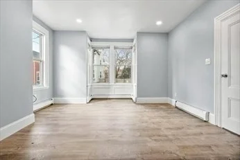 2 bed, 1 bath apartment for rent at 569 E 6th Unit 1, South Boston