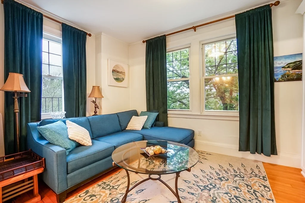 2 bed, 1 bath apartment for rent at 569 Franklin St Unit 6, Melrose — photo 6 of 38