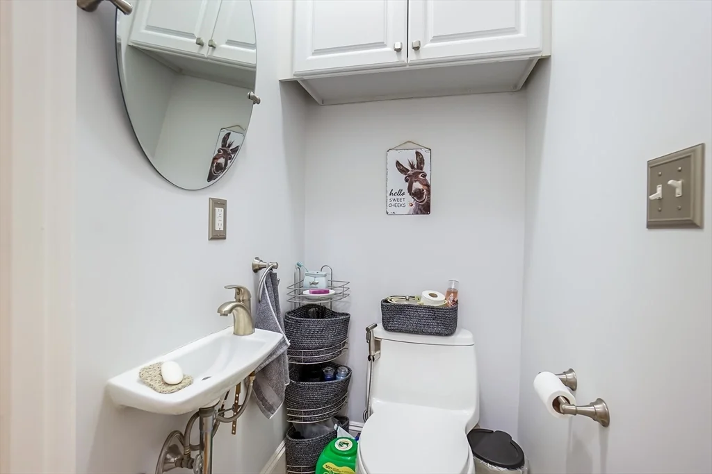 2 bed, 1 bath apartment for rent at 569 Franklin St Unit 6, Melrose — photo 20 of 38