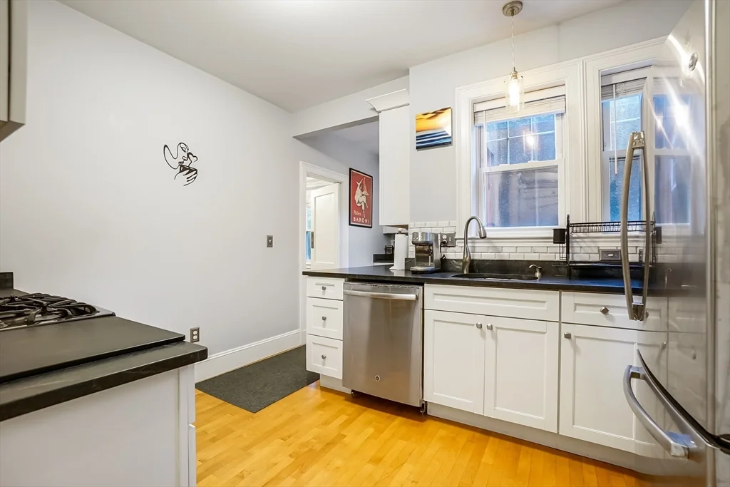 2 bed, 1 bath apartment for rent at 569 Franklin St Unit 6, Melrose — photo 17 of 38