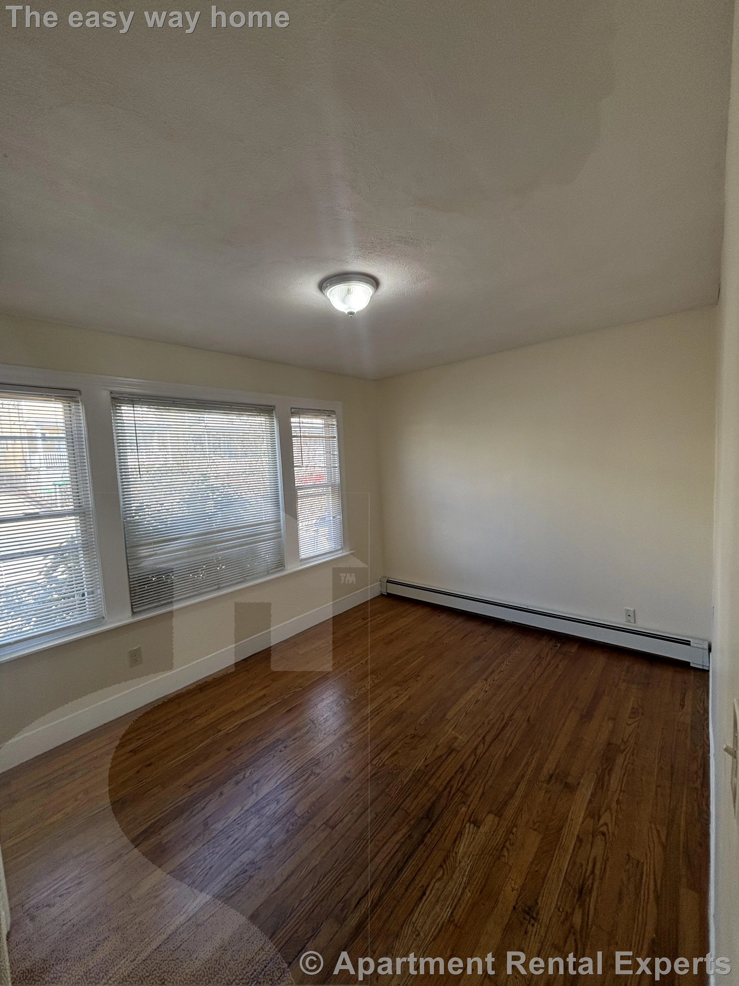 3 bed, 1 bath apartment for rent at 569 Main St Unit 1, Tufts — photo 11 of 17
