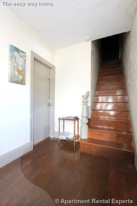 3 bed, 1 bath apartment for rent at 569 Main St Unit 1, Tufts — photo 14 of 17