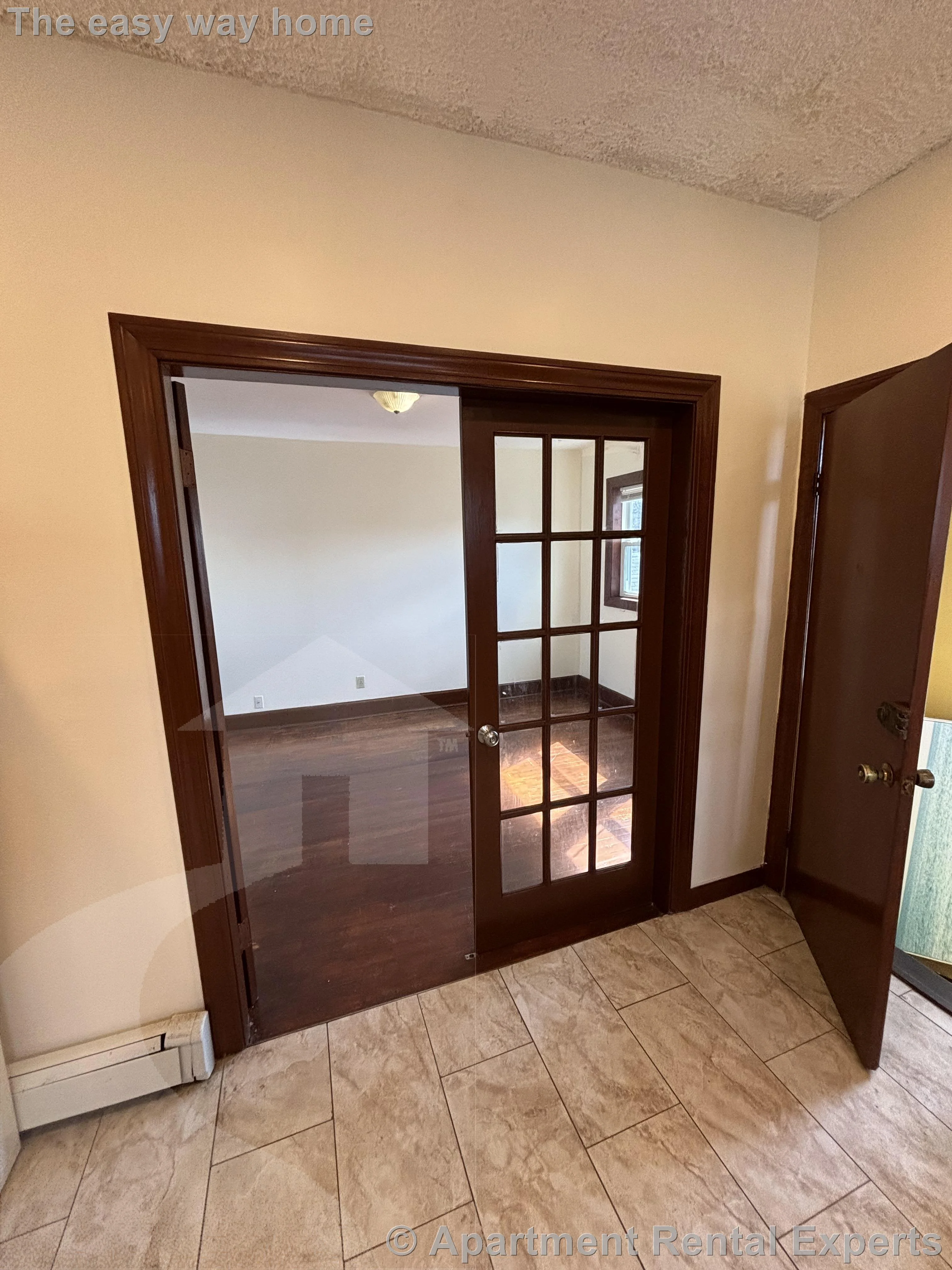 4 bed, 2 bath apartment for rent at 569 Main St Unit 2, Magoun Square — photo 4 of 14
