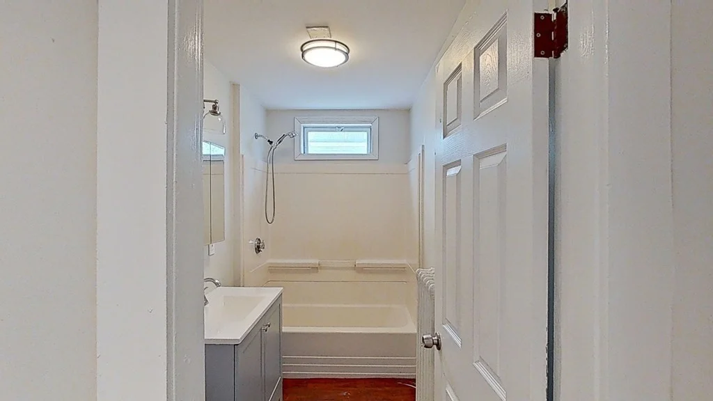 4 bed, 1 bath apartment for rent at 569 Norfolk St Unit 2, Mattapan — photo 13 of 15
