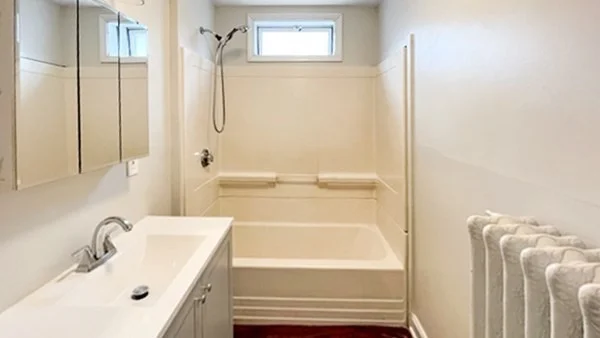 4 bed, 1 bath apartment for rent at 569 Norfolk St Unit 2, Mattapan — photo 12 of 15