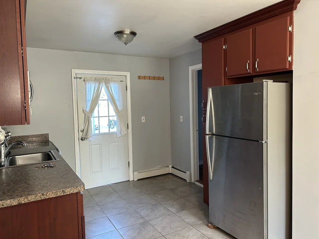 1 bed, 1 bath apartment for rent at 569 Winthrop St Unit 1, Rehoboth — photo 6 of 13