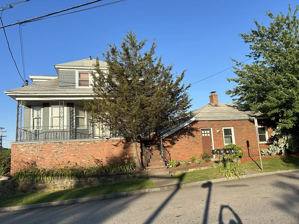 1 bed, 1 bath apartment for rent at 569 Winthrop St Unit 1, Rehoboth — photo 1 of 13
