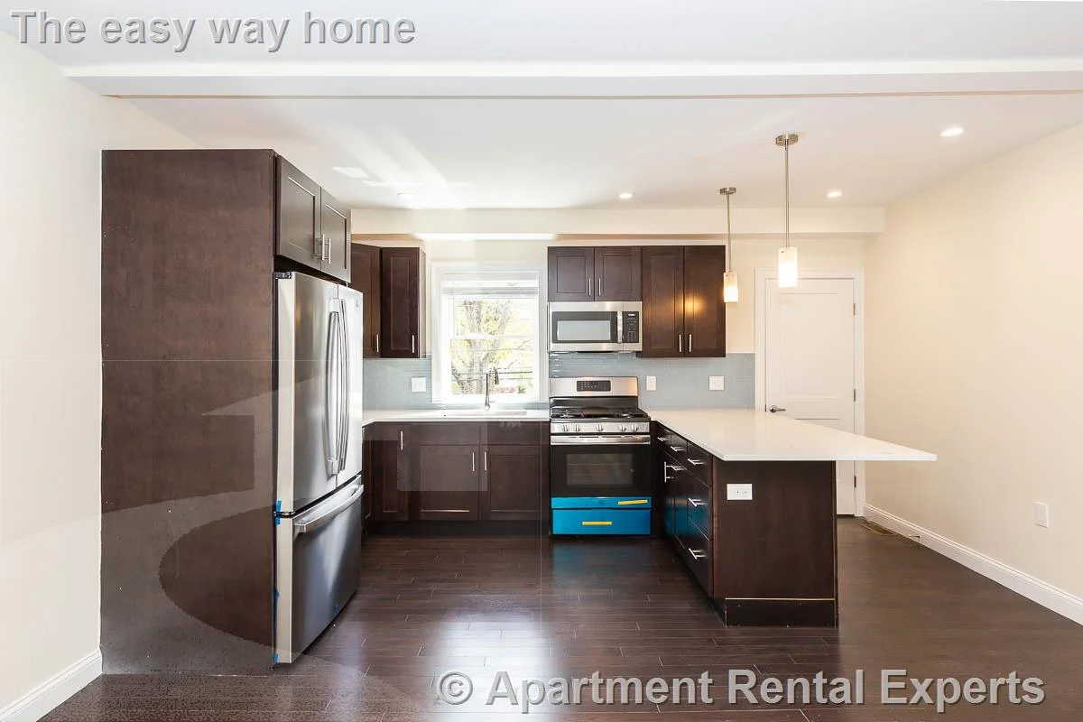 2 bed, 2 bath apartment for rent at 57-59 Catherine St Unit 1, Jamaica Plain — photo 5 of 15