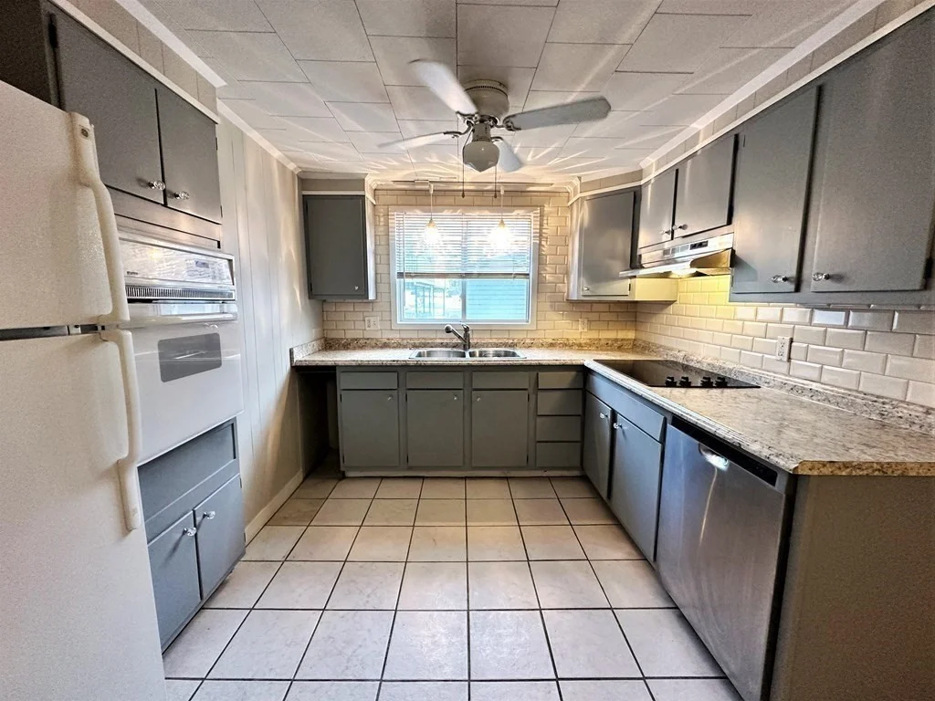 2 bed, 1 bath apartment for rent at 57-59 Sewall Ave Unit 2, Winthrop — photo 4 of 17