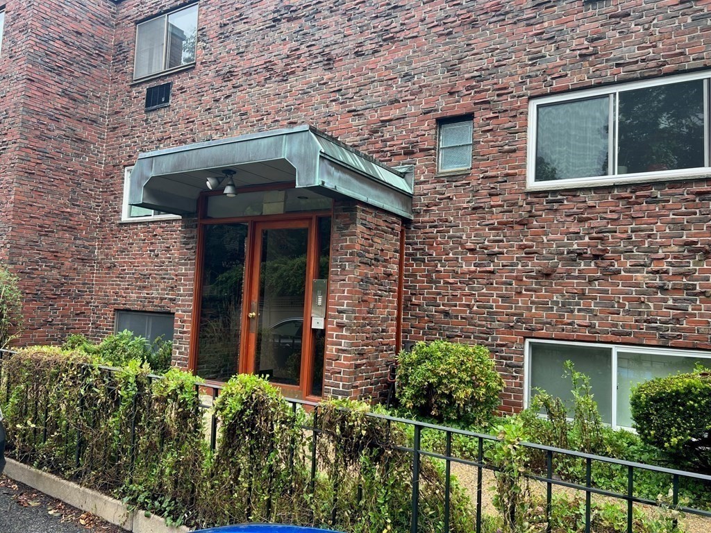 1 bed, 1 bath apartment for rent at 57 A Saint Paul St Unit 20, Coolidge Corner — photo 12 of 12