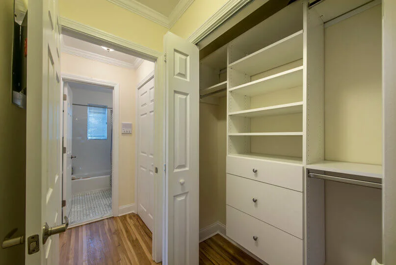 1 bed, 1 bath apartment for rent at 57 Alton Pl Unit 1E, Coolidge Corner — photo 4 of 6