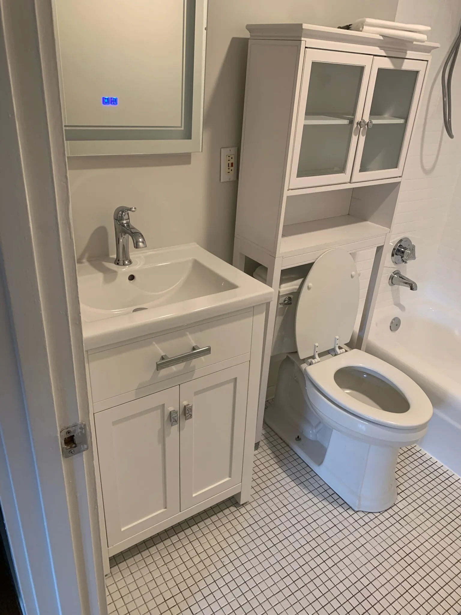 1 bed, 1 bath apartment for rent at 57 Appleton St Unit Ph, Columbus — photo 8 of 9
