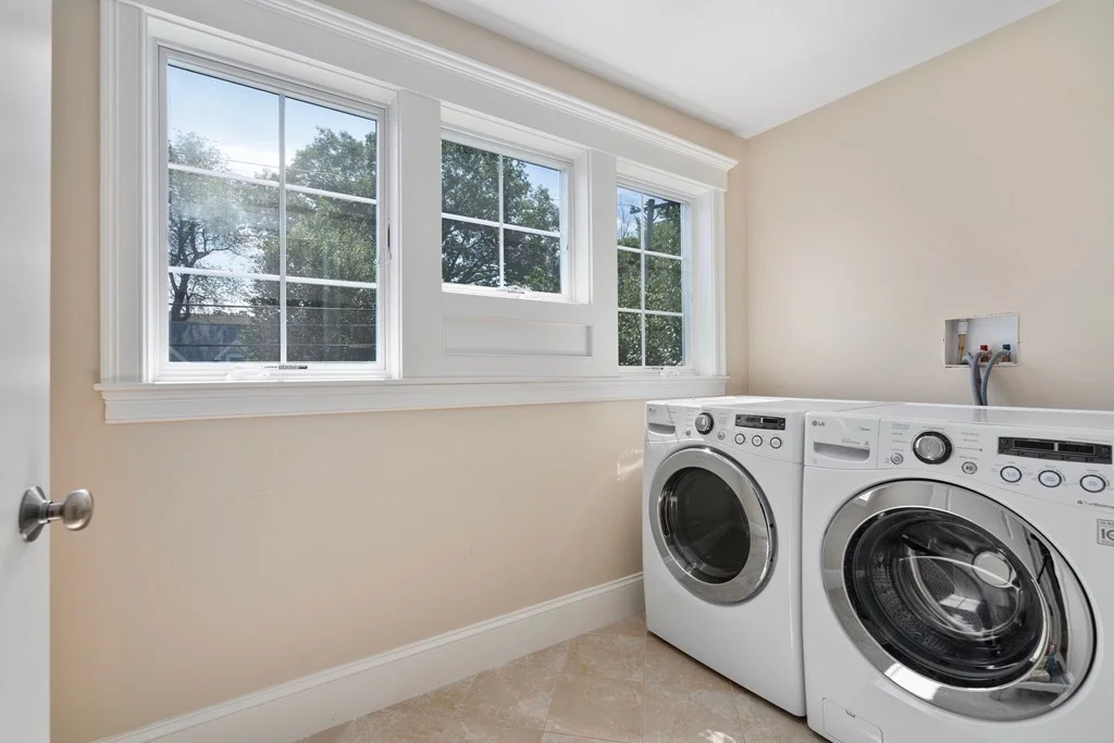 4 bed, 4+ bath apartment for rent at 57 Baker Ave, Lexington — photo 18 of 23