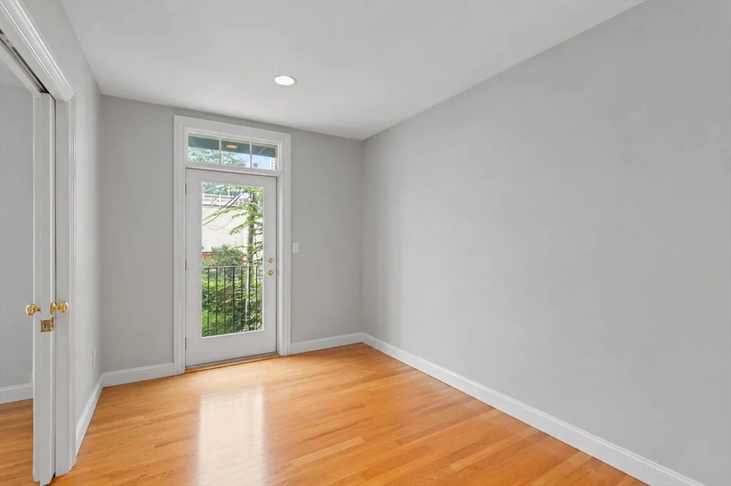 2 bed, 1 bath apartment for rent at 57 Bartlett St Unit 3, Charlestown — photo 5 of 11