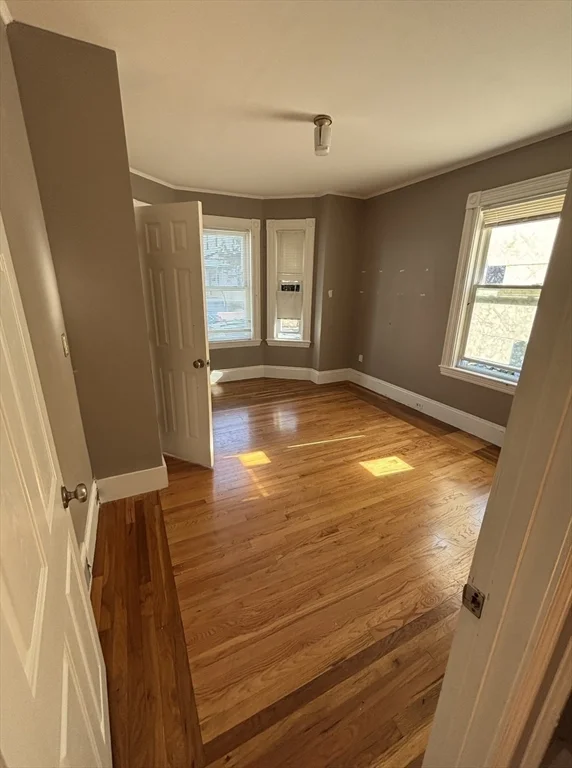 4 bed, 2 bath apartment for rent at 57 Bedford Unit 57, Waltham — photo 5 of 9