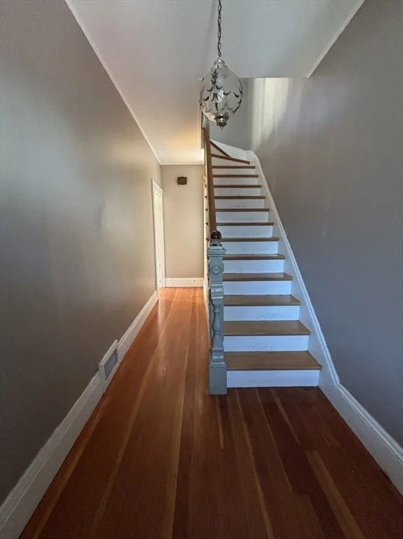 4 bed, 2 bath apartment for rent at 57 Bedford Unit 57, Waltham — photo 7 of 9