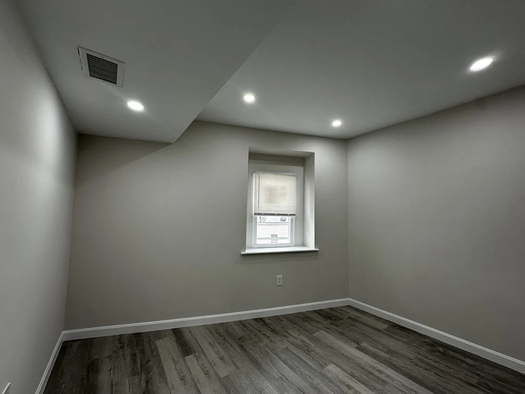 3 bed, 1 bath apartment for rent at 57 Bennington St Unit 4, East Boston — photo 5 of 9