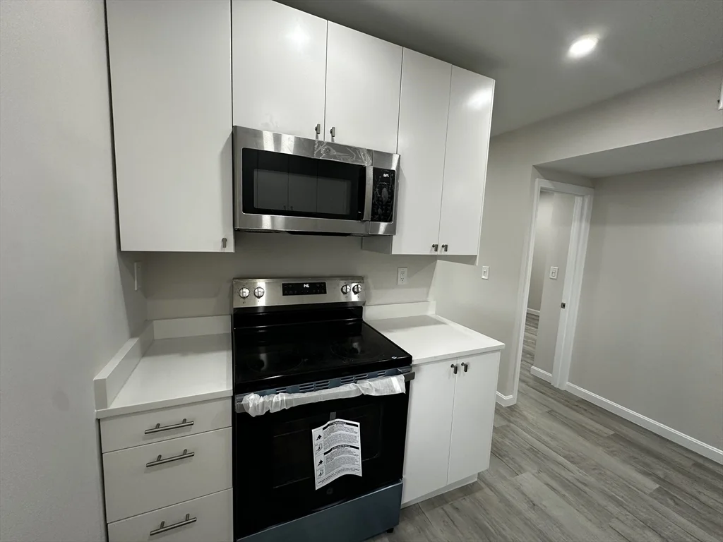 3 bed, 1 bath apartment for rent at 57 Bennington St Unit 4, East Boston — photo 1 of 9