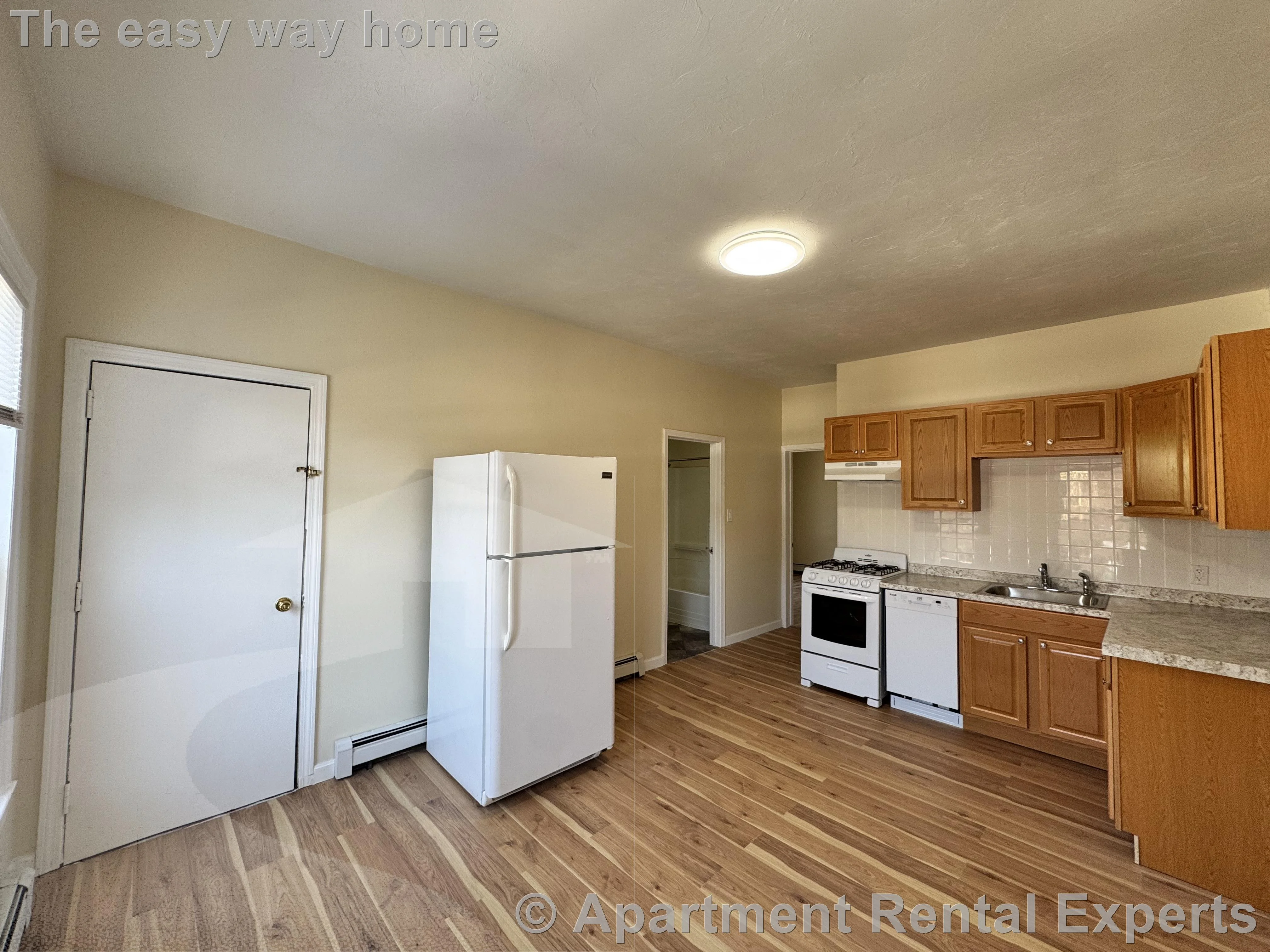 1 bed, 1 bath apartment for rent at 57 Bishop Allen Dr Unit 2R, Central Square — photo 2 of 8