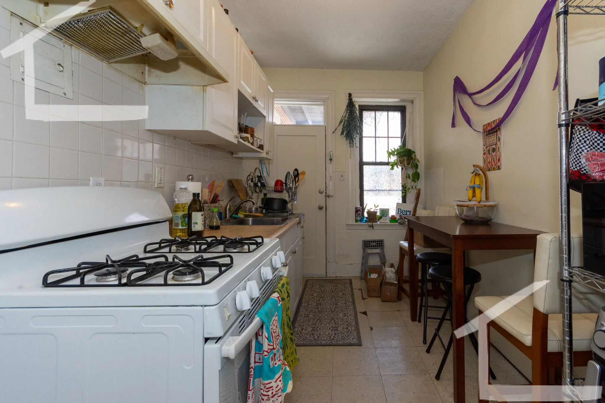 2 bed, 1 bath apartment for rent at 57 Brighton Ave Unit 10, Allston — photo 9 of 11