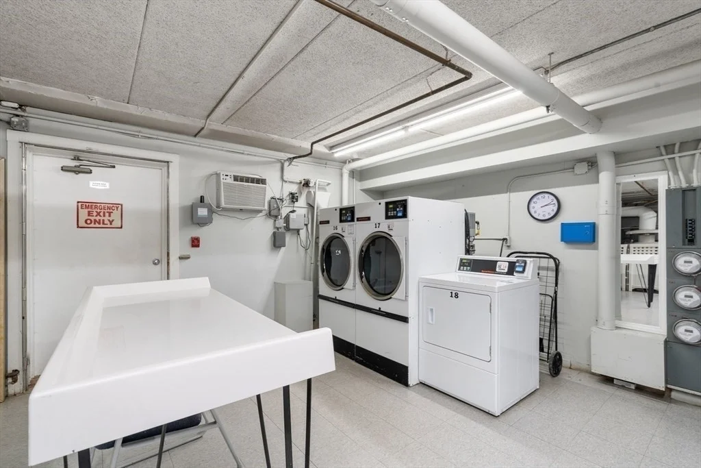 1 bed, 1 bath apartment for rent at 57 Broadlawn Park Unit 11B, Chestnut Hill — photo 8 of 13