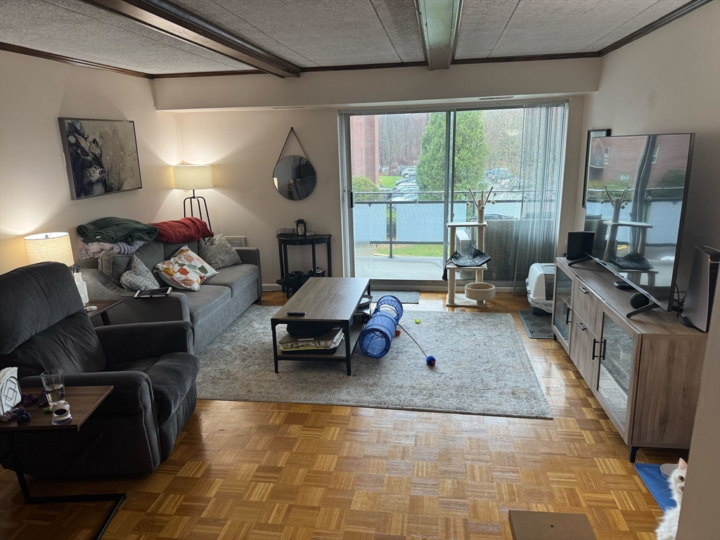 1 bed, 1 bath apartment for rent at 57 Broadlawn Park Unit 14A, West Roxbury — photo 3 of 7