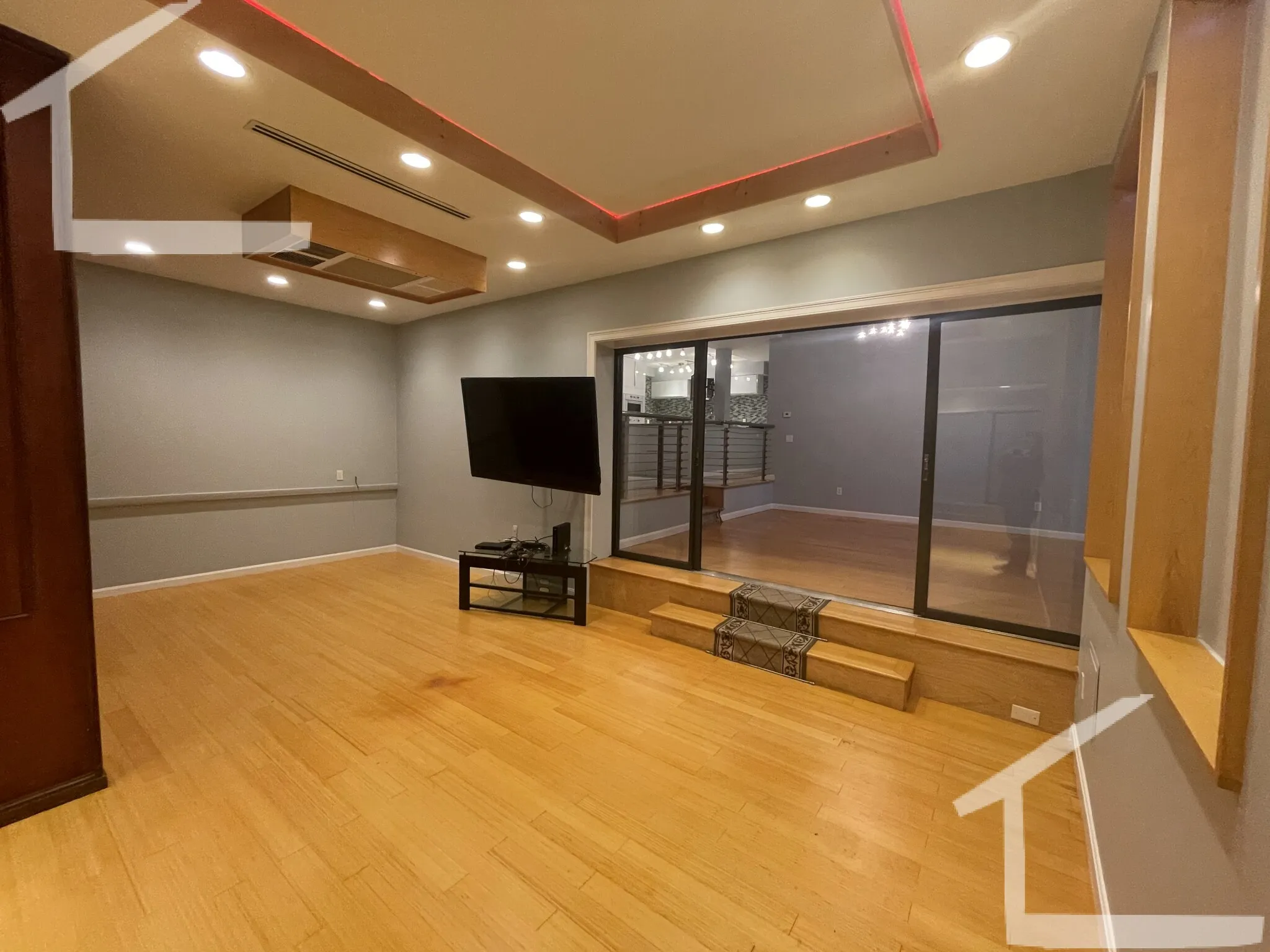 2 bed, 2 bath apartment for rent at 57 Broadlawn Park Unit 16, Chestnut Hill — photo 4 of 12