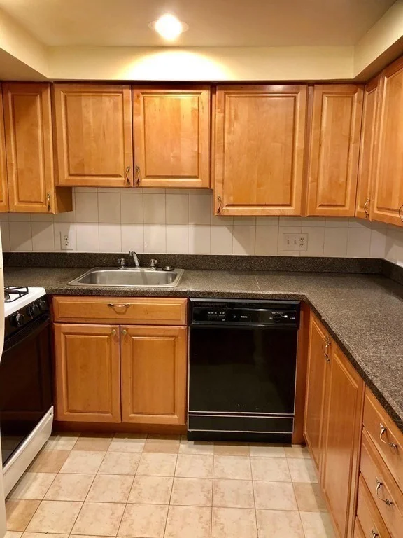 1 bed, 1 bath apartment for rent at 57 Broadlawn Unit 22A, Chestnut Hill — photo 5 of 13