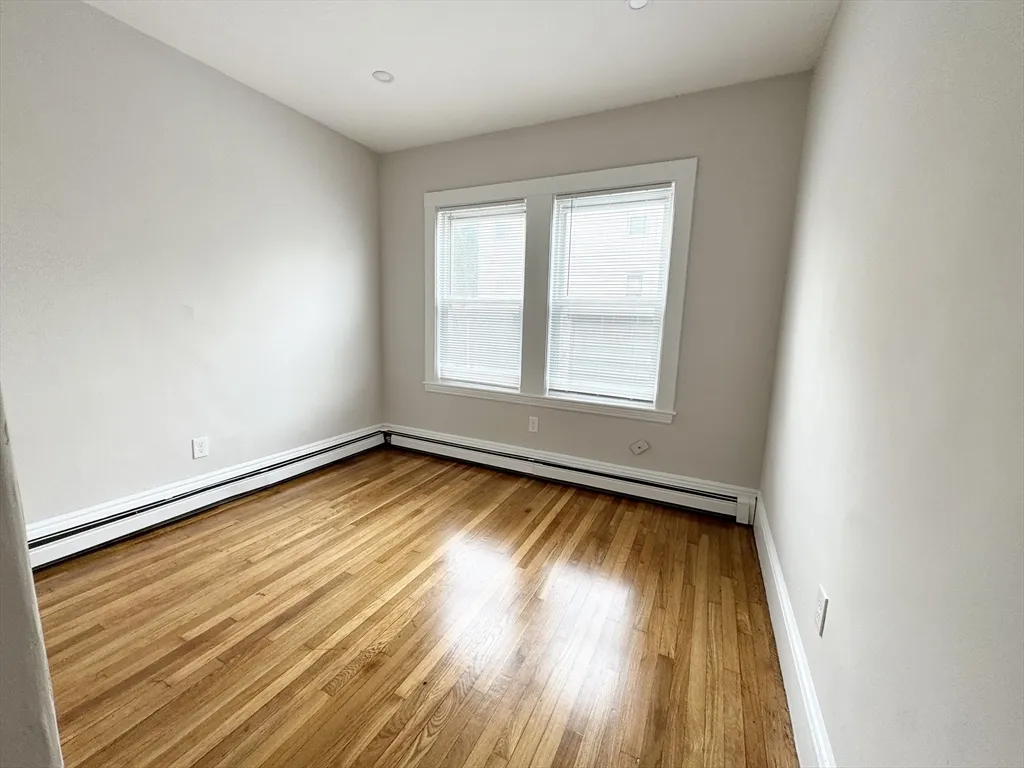 2 bed, 1 bath apartment for rent at 57 Burrell St Unit 1, Roxbury — photo 4 of 5