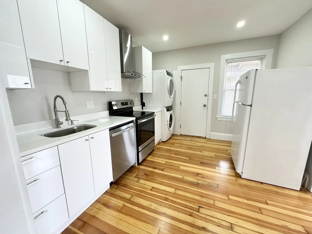 2 bed, 1 bath apartment for rent at 57 Burrell St Unit 3, Roxbury — photo 1 of 6