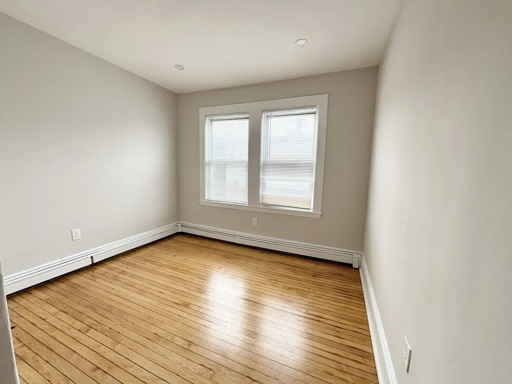 2 bed, 1 bath apartment for rent at 57 Burrell St Unit 3, Roxbury — photo 6 of 6