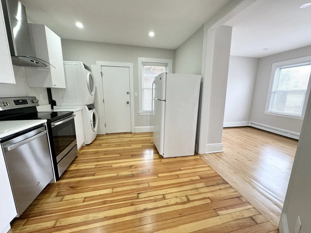 2 bed, 1 bath apartment for rent at 57 Burrell St Unit 3, Roxbury — photo 2 of 6