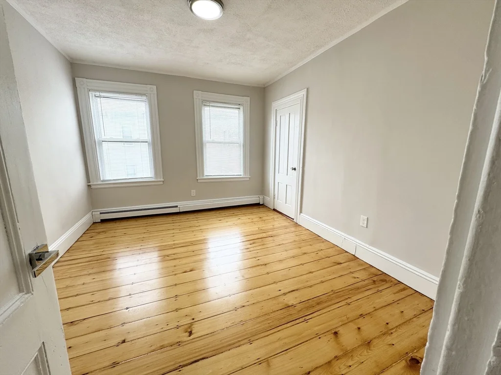 2 bed, 1 bath apartment for rent at 57 Burrell St Unit 3, Roxbury — photo 4 of 6