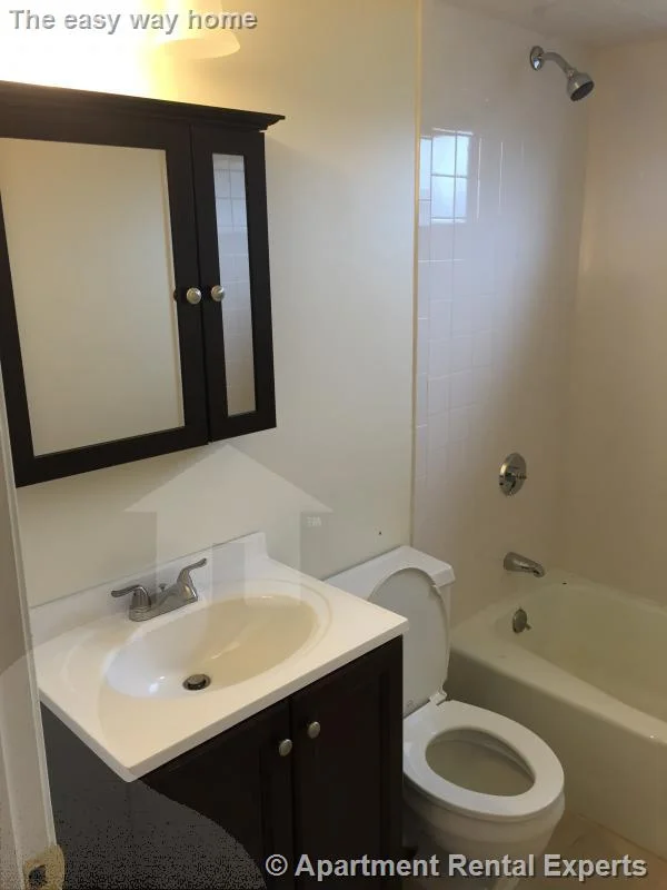 1 bed, 1 bath apartment for rent at 57 Cedar St Unit 2, North Cambridge — photo 4 of 5
