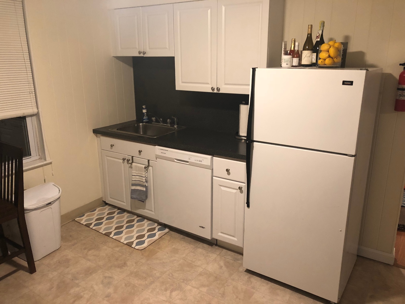 1 bed, 1 bath apartment for rent at 57 Cedar St Unit 3a, North Cambridge — photo 2 of 7