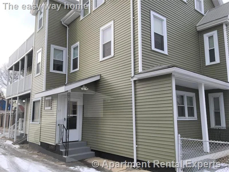 1 bed, 1 bath apartment for rent at 57 Cedar St Unit 4, North Cambridge — photo 9 of 9