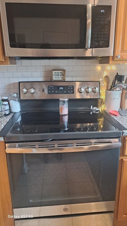 2 bed, 1 bath apartment for rent at 57 Clover St Unit 2, Webster Square — photo 39 of 42