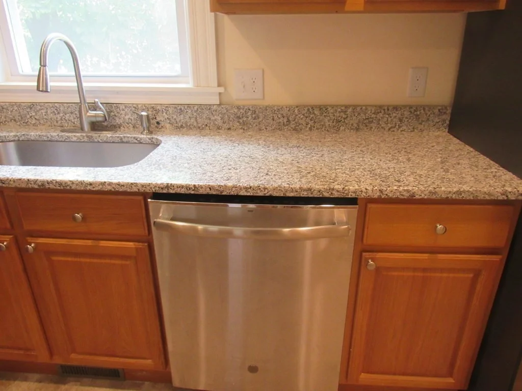 2 bed, 1 bath apartment for rent at 57 Clover St Unit 2, Webster Square — photo 16 of 42