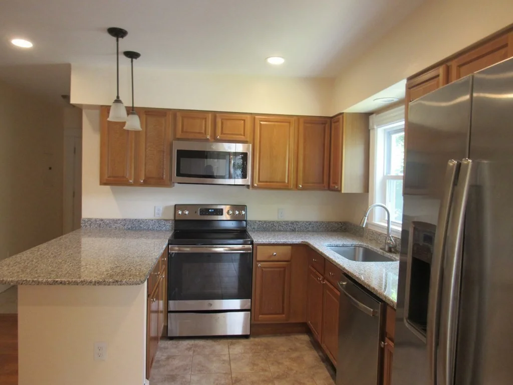 2 bed, 1 bath apartment for rent at 57 Clover St Unit 2, Webster Square — photo 11 of 42