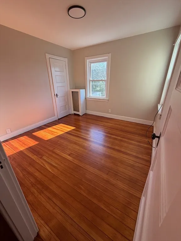 4 bed, 1 bath apartment for rent at 57 Colfax St Unit 57, Fall River — photo 6 of 7