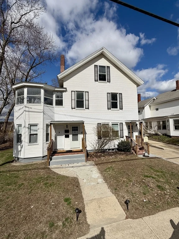 2 bed, 1 bath apartment for rent at 57 Cottage St Unit 2, Athol