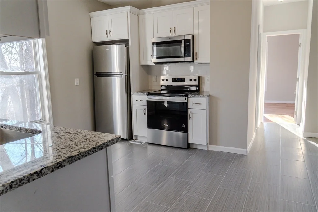 2 bed, 1 bath apartment for rent at 57 Cottage St Unit 2, Athol — photo 6 of 22