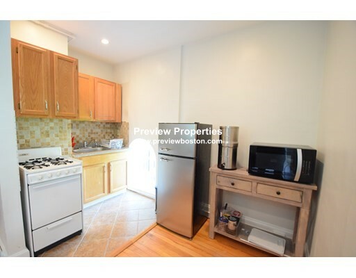 Studio bed, 1 bath apartment for rent at 57 Cummings Unit 2A P, Brighton — photo 4 of 18