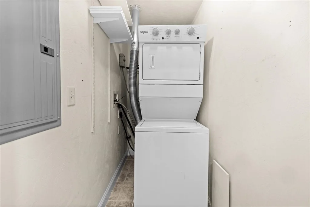 3 bed, 2 bath apartment for rent at 57 Dedham Ave Unit 201, Needham — photo 29 of 29